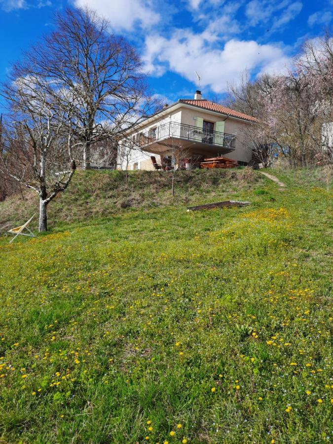 Les Coteaux De Planeze, Maison Et Jardin Dans Le Lot! Chambres Chez L'Habitant! Belmont-Bretenoux ภายนอก รูปภาพ